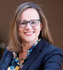 Jennifer Ayres Headshot