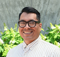 Jonathan Calvillo Headshot