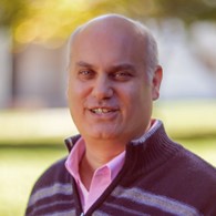 Devin Stewart Headshot